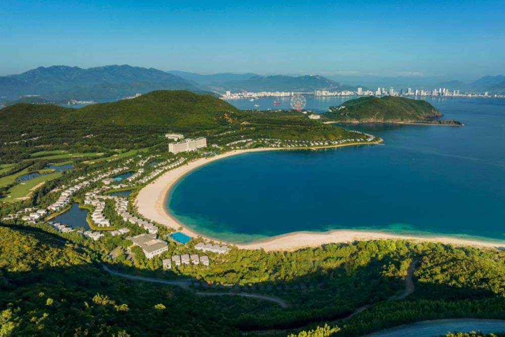 Nha Trang Marriott Resort & Spa Hon Tre Island 5*