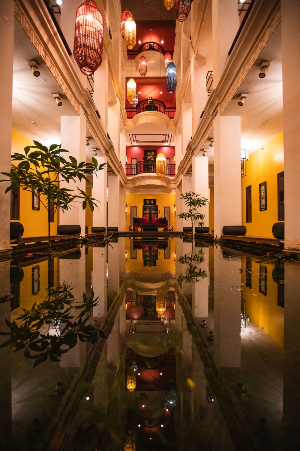 Shanghai Mansion Bangkok 4*