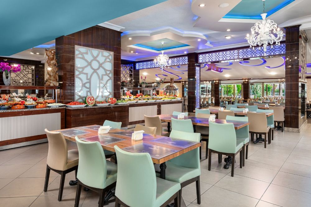 Caretta Beach Hotel 4*