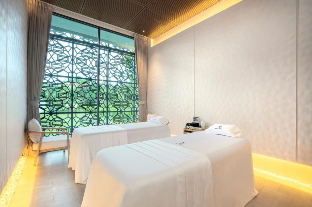 Melia Phuket Mai Khao 5*