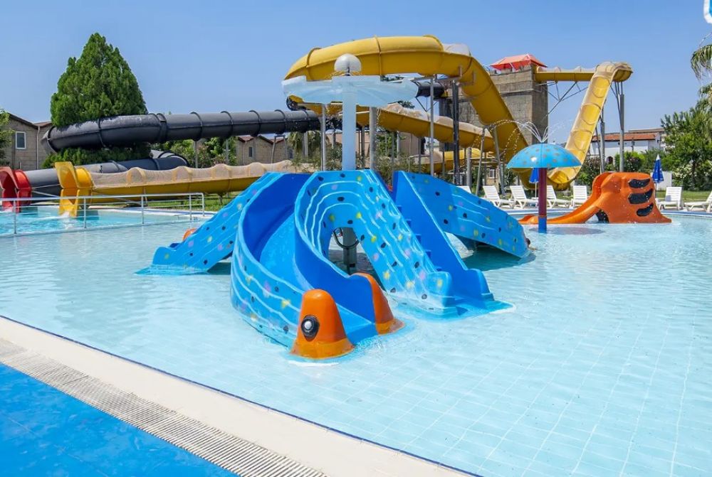 Risus Beach Resort Hotel 5*