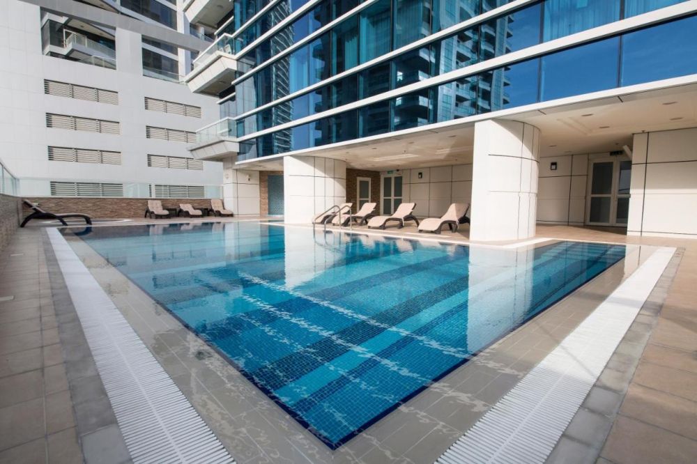 Barcelo Residences Dubai Marina 4*