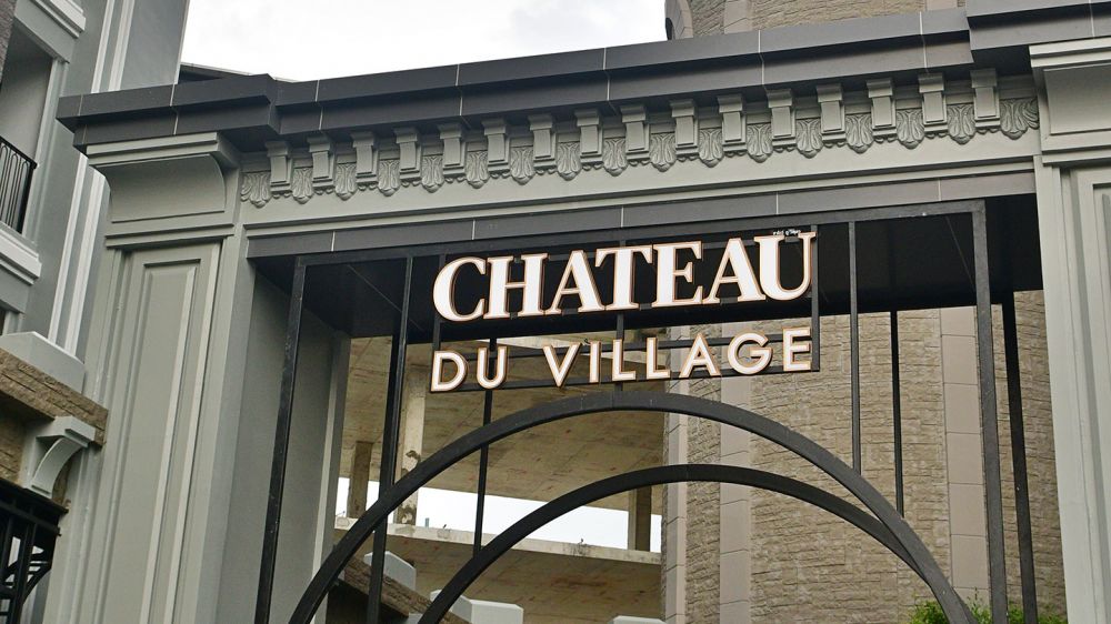 Chateau Du Village 4*