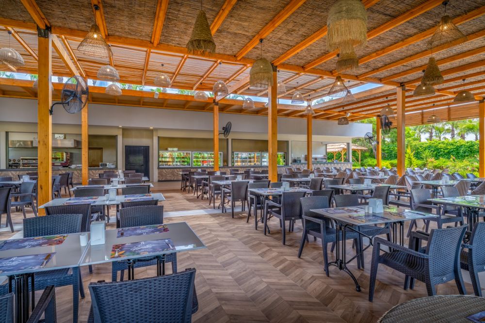 Delphin Palace Hotel 5*