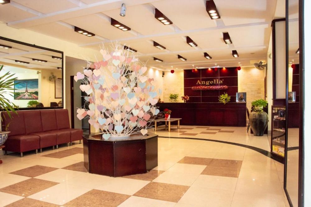 Angella Hotel 3*