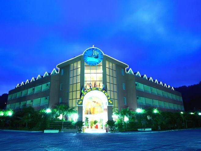 Grand Viking Hotel 4*