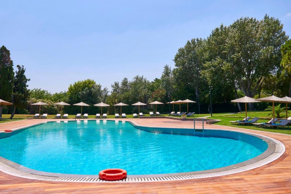 Grand Resort Lagonissi 5*