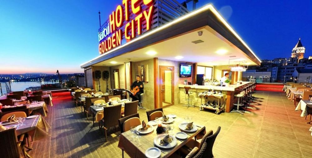 Golden City Hotel 4*