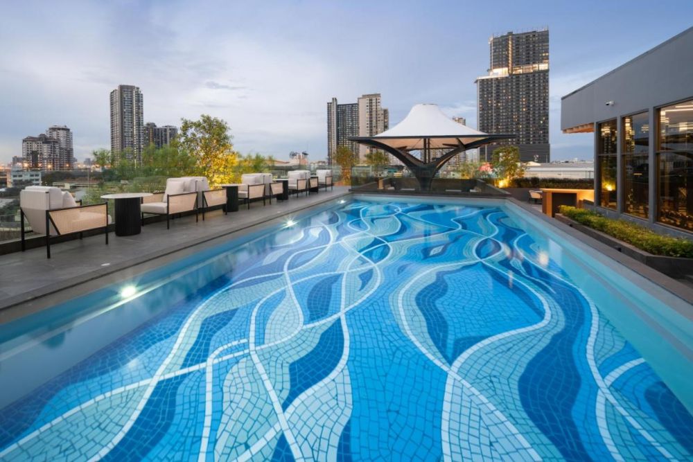 Ramada Plaza By Wyndham Bangkok Sukhumvit 48 4*