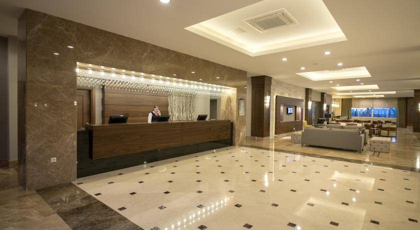 Ramada Resort Lara 5*