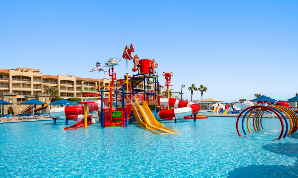 Albatros White Beach Resort 5*