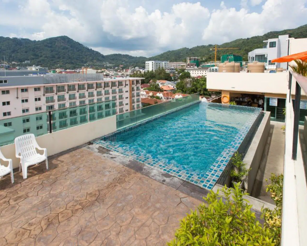 Hemingways Silk Hotel 3*