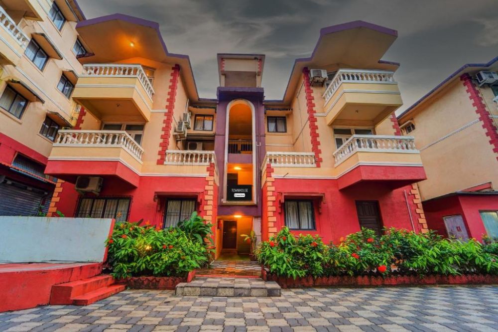 Super Townhouse Calangute - Baga Circle (ex.Resort Park Avenue) 3*