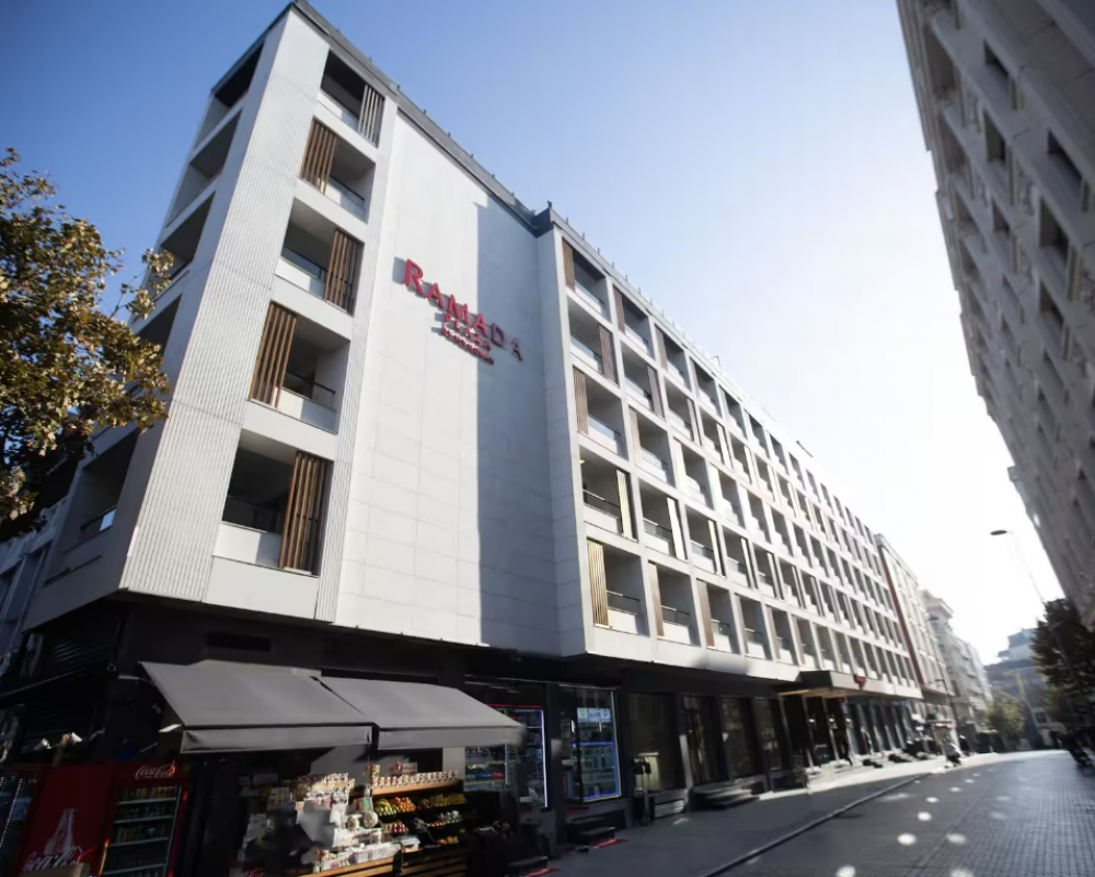 Ramada Plaza By Wyndham Istanbul Sultanahmet 5*