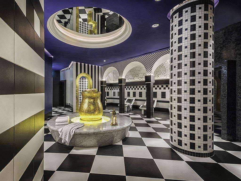 Mondrian Doha 5*