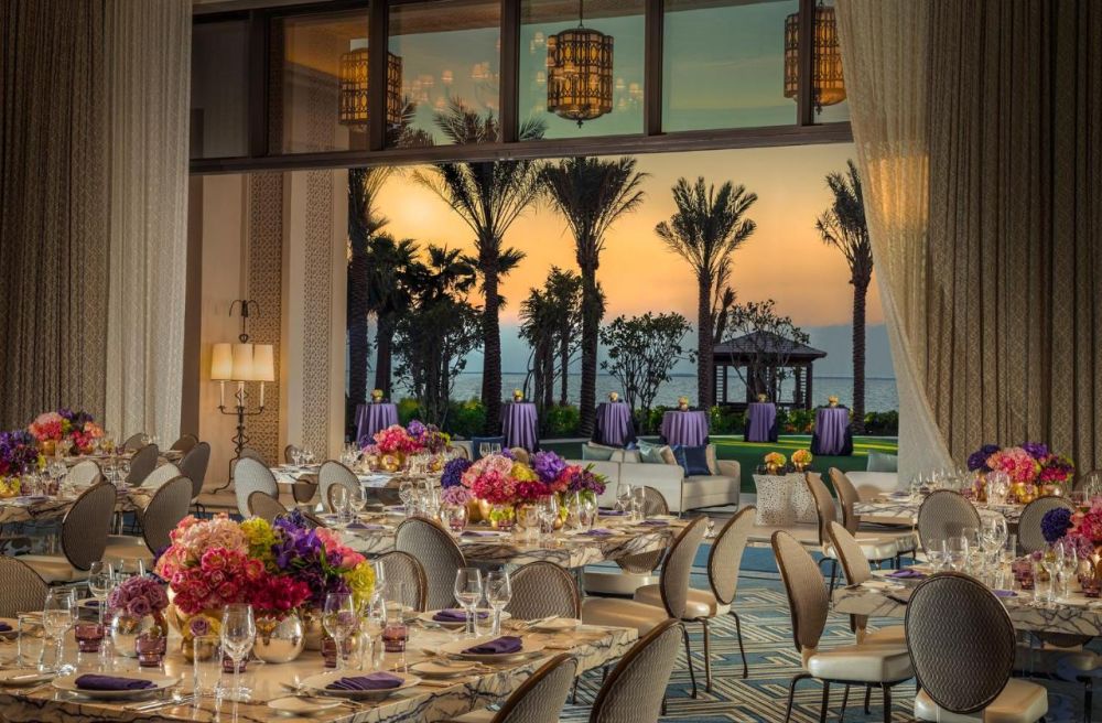 Four Seasons Resort Jumeirah 5*