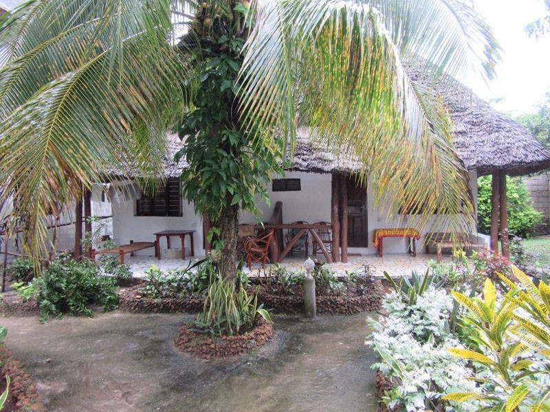 Baraka Beach Bungalows 2*