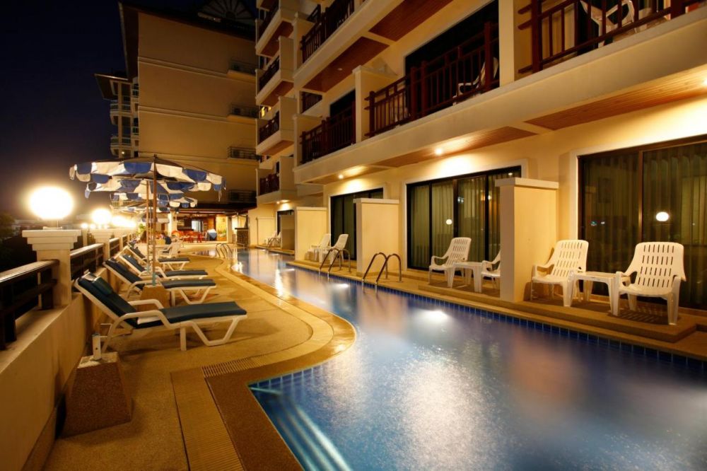 Jiraporn Hill Resort Patong 3*