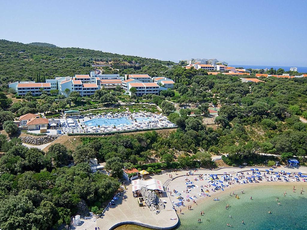 Hotel Valamar Club 3*