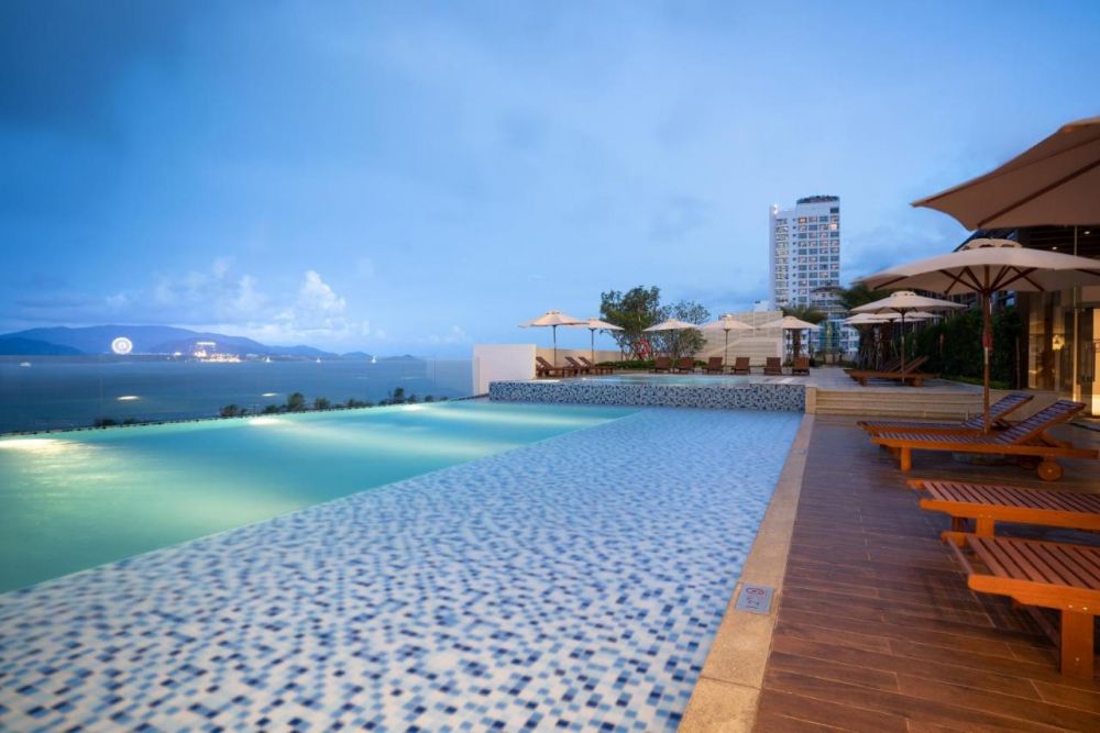 Vinpearl Condotel Beachfront Nha Trang 5*