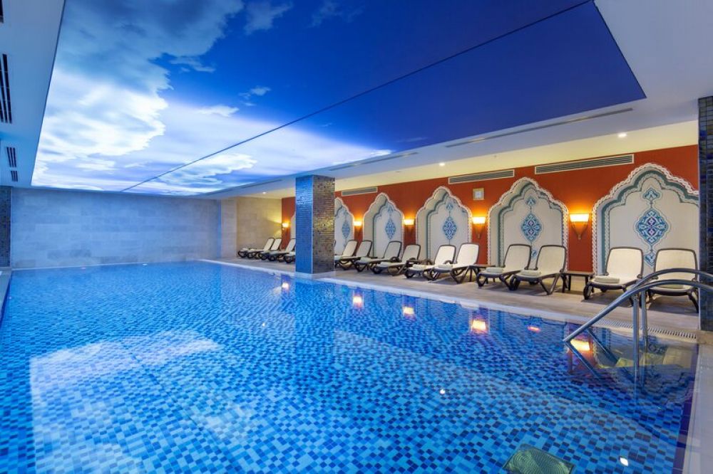 Crystal Palace Luxury Resort & Spa 5*