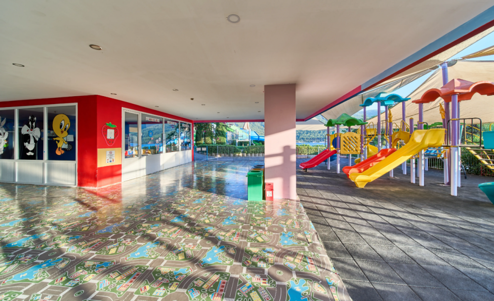 La Blanche Island 5*