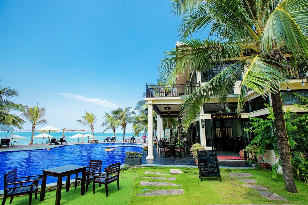 Anja Beach Resort & Spa 4*