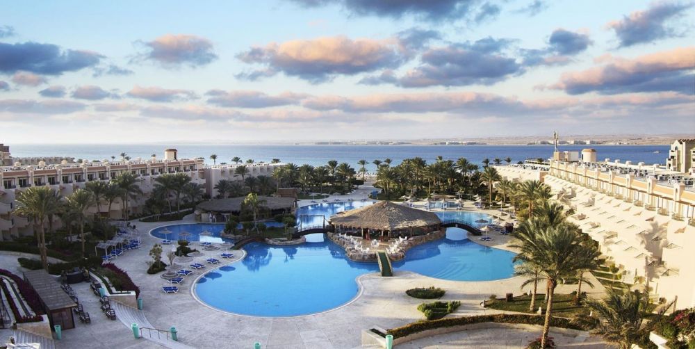 Pyramisa Beach Resort Sahl Hasheesh 4*