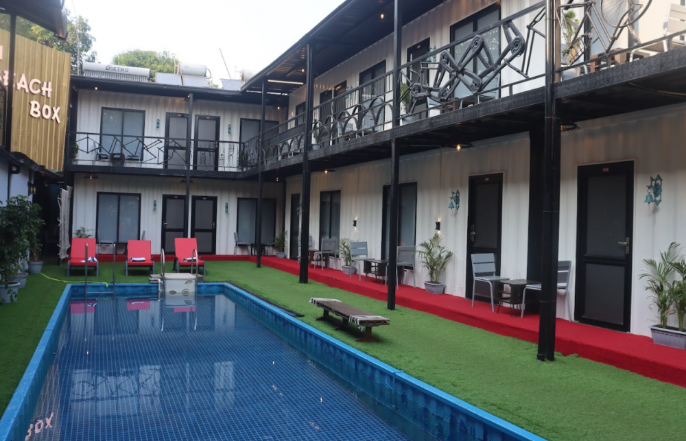 Da Beach Box Pub & Resort 3*