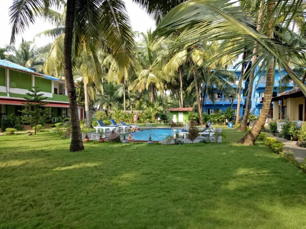 Shaans Coco Palms Beach Resort (ex. Morjim Coco Palms) 3*