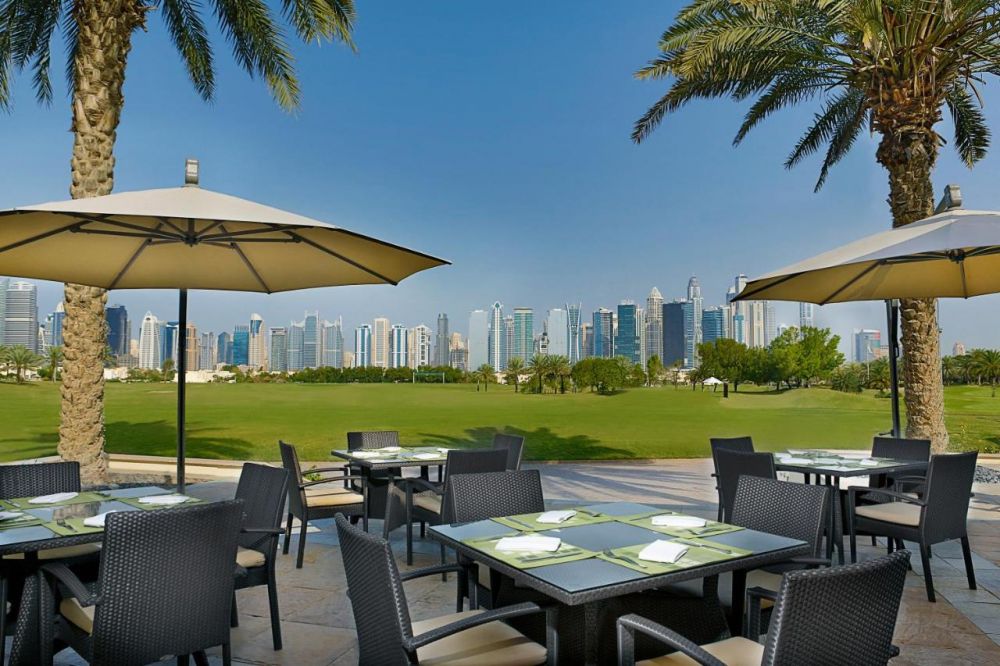 Address Montgomerie 5*