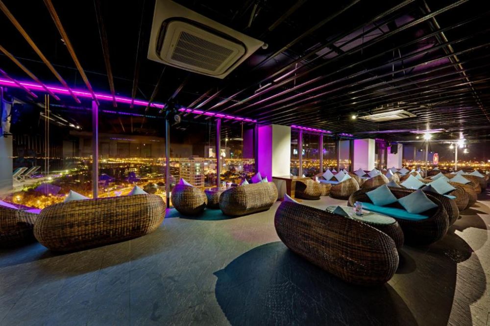 Yarra Ocean Suites Danang 4*