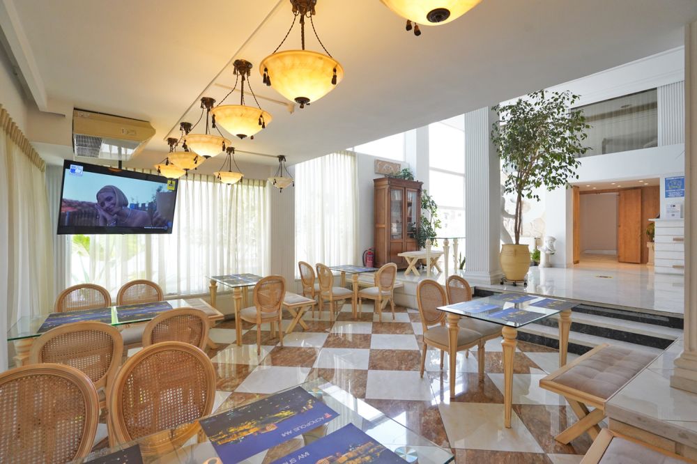 Acropolis Ami Boutique 3*