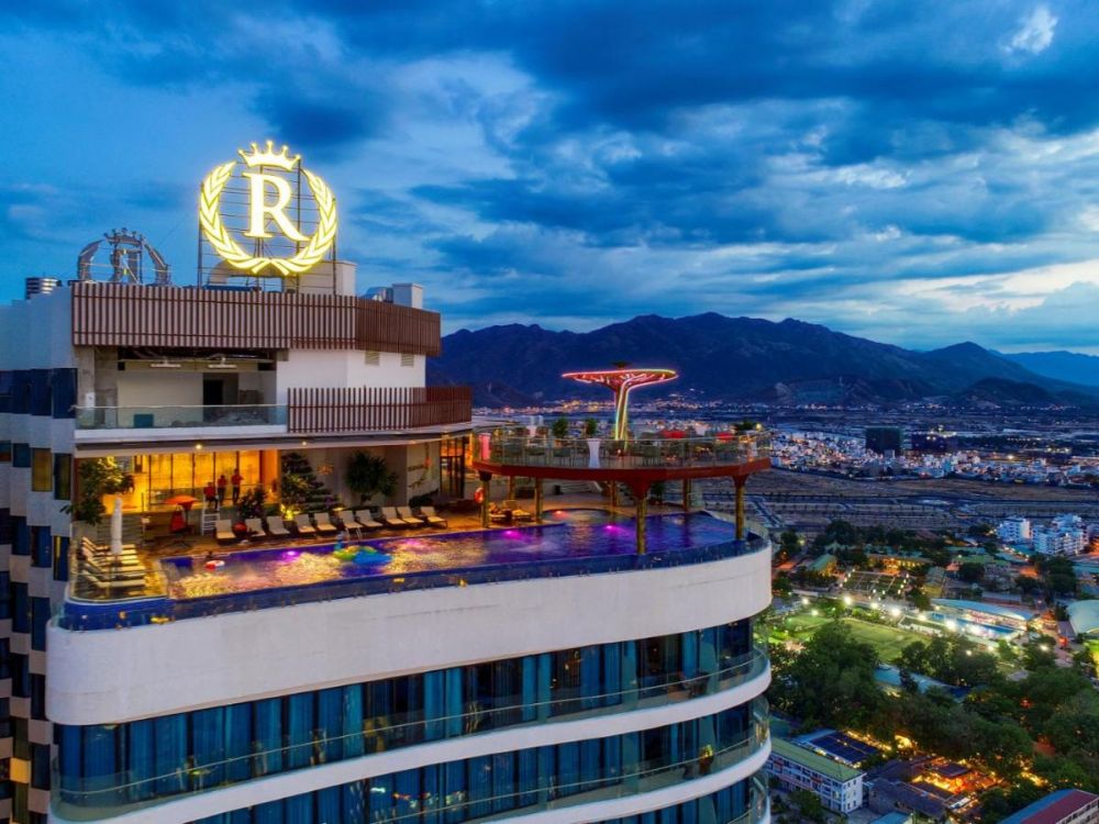 Regalia Gold Hotel Nha Trang 5*