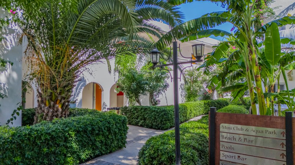 Petunya Beach Resort 4*