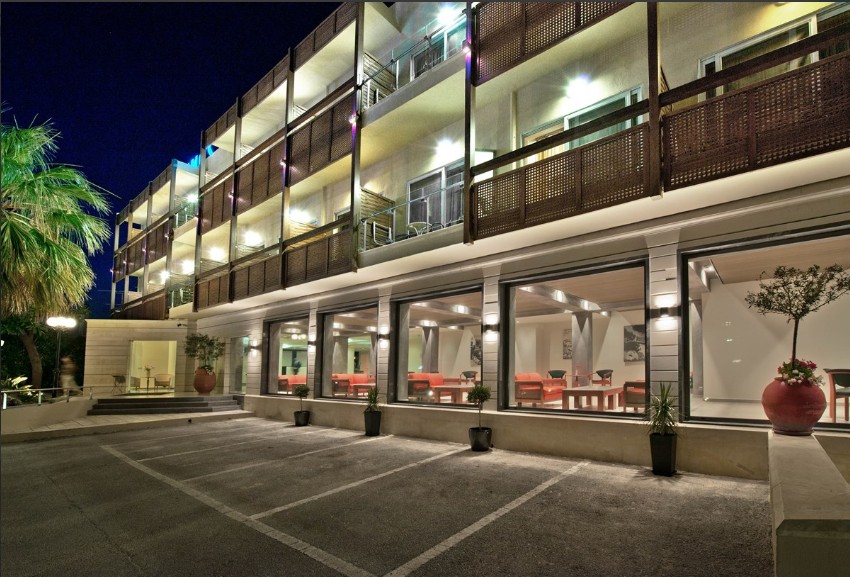 Minos Hotel 4*