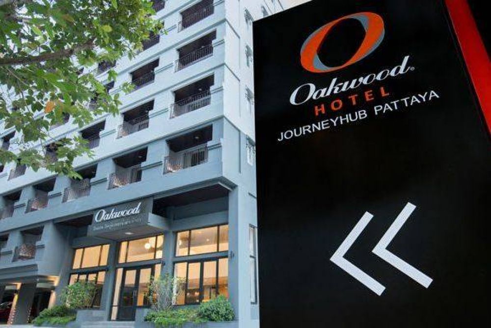 Journeyhub Pattaya Central (ex. Oakwood Hotel Journeyhub Pattaya) 4*