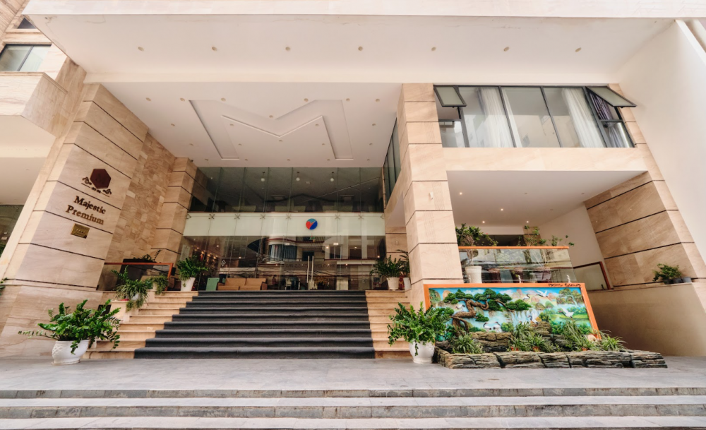 Majestic Premium Nha Trang 4*