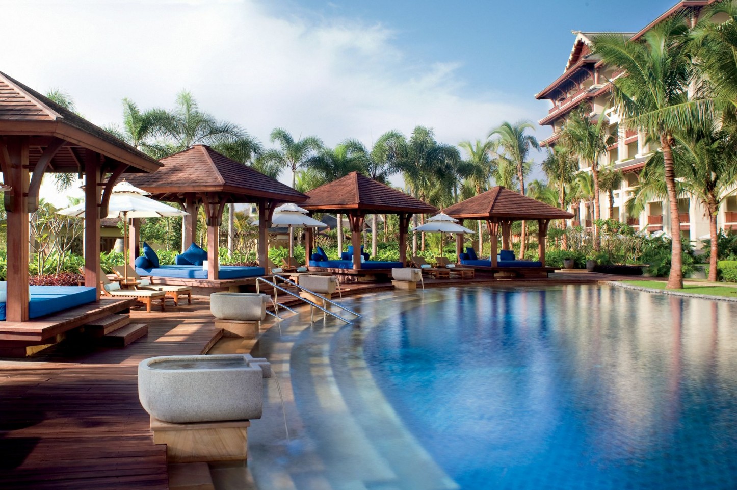 The Ritz-Carlton Sanya Yalong Bay 5*