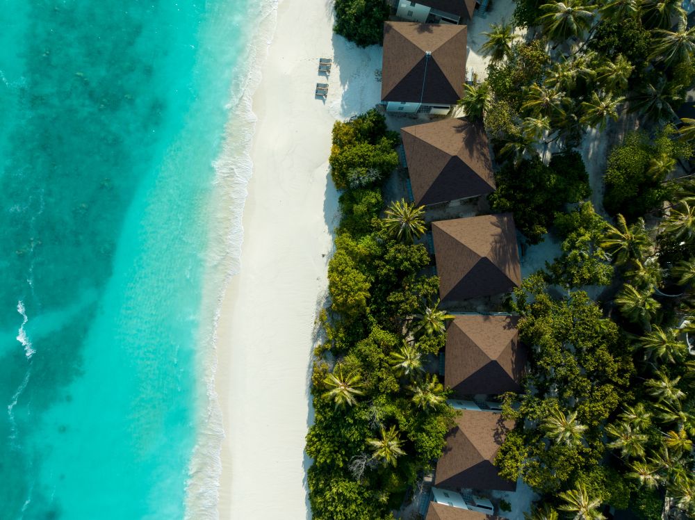 Avani+ Fares Maldives Resort 5*