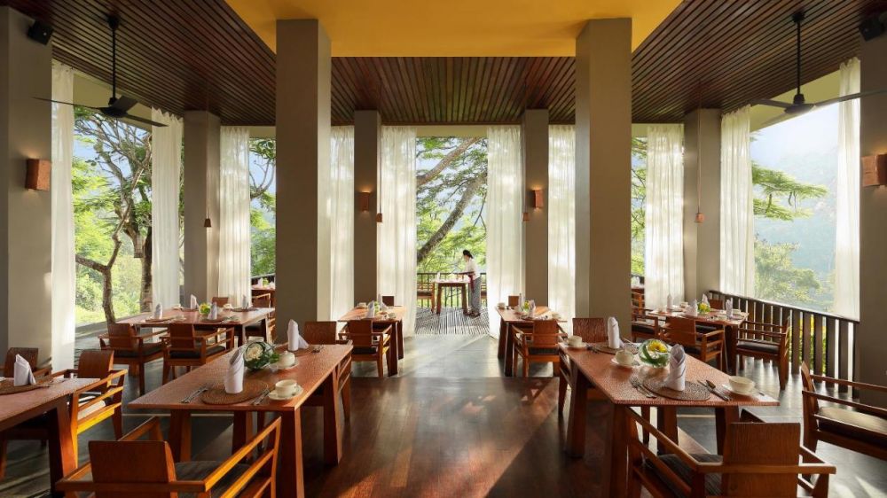 Maya Ubud Resort & Spa 5*