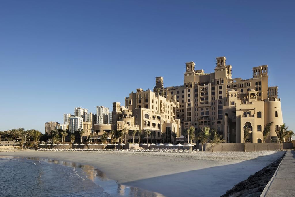 Sheraton Sharjah Beach Resort & SPA 5*