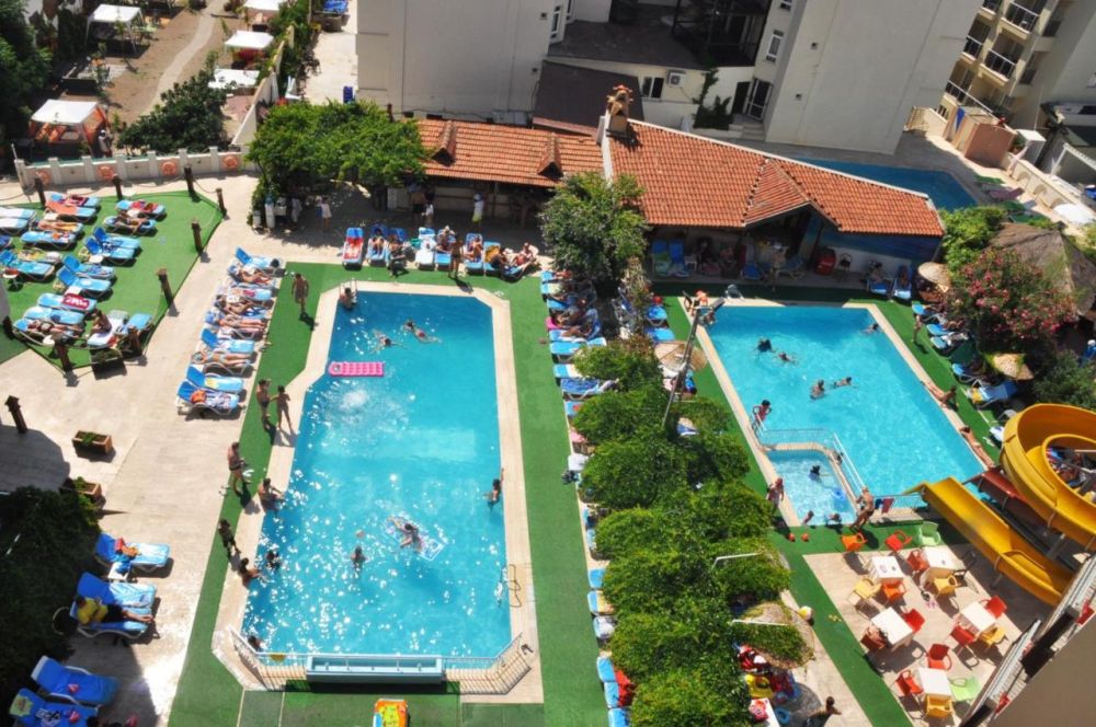 Aegean Park Hotel 4*