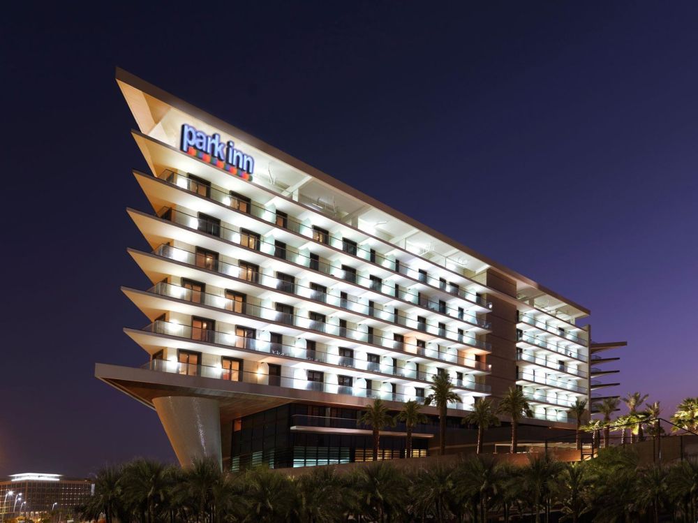 Park Inn by Radisson Abu Dhabi Yas Island 3*