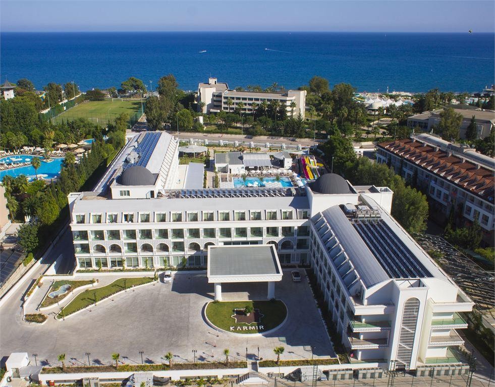 Karmir Resort & Spa 5*