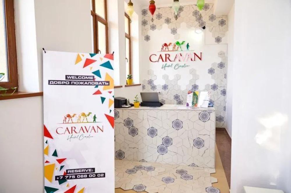 Caravan Hostel 