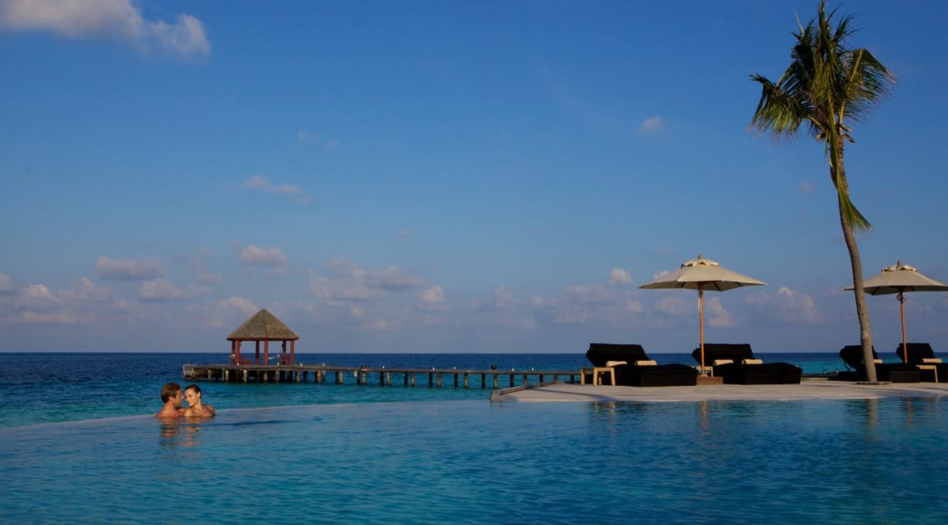 Komandoo Island Resort 4*