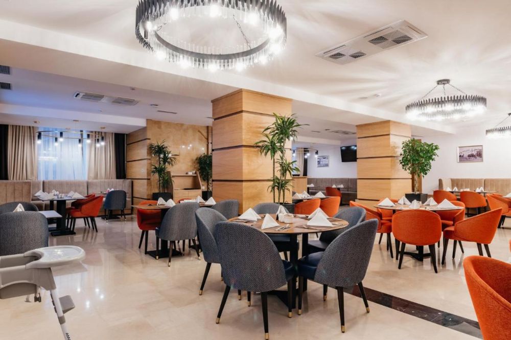 Ramada by Wyndham Astana 4*