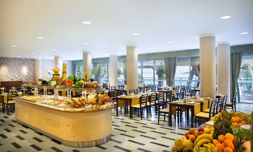 Aminess Grand Azur Hotel 4*