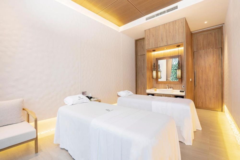 Melia Phuket Mai Khao 5*